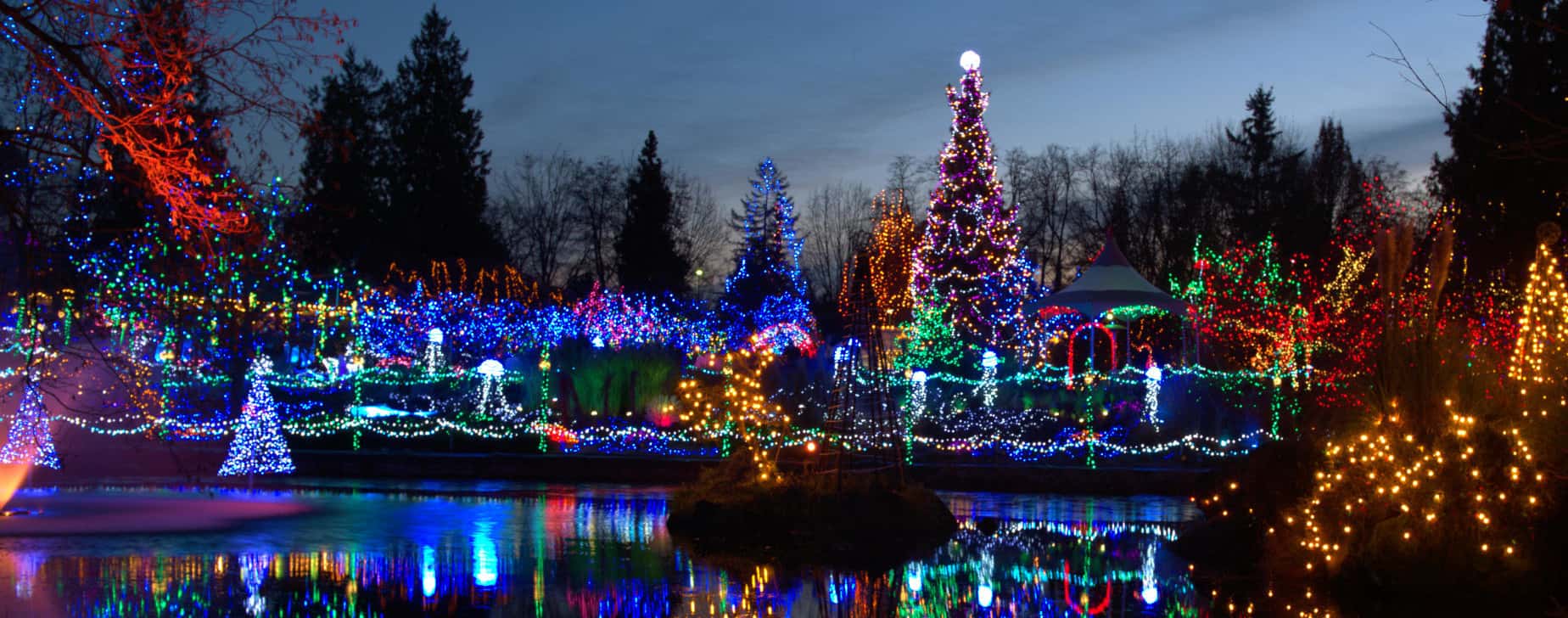 Holiday lighting installation service